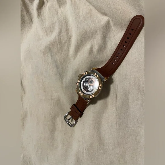 Watch - Picture 1 of 1